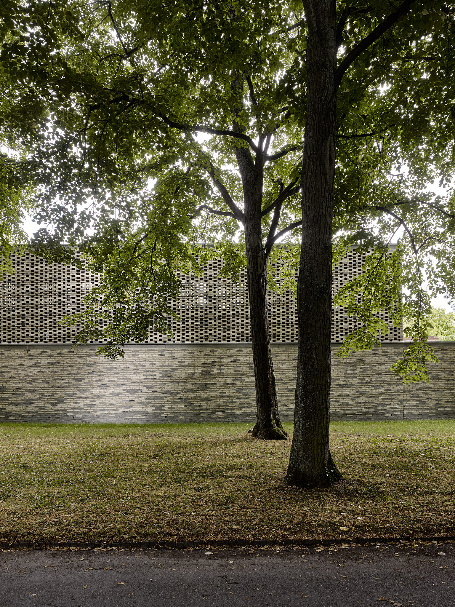 E17642 · Garrigues Maurer Hoernli